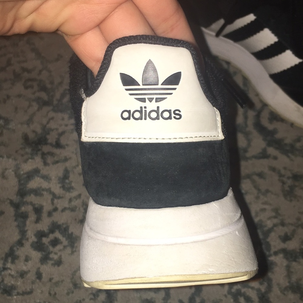 Shoes - Picture 4 of 6